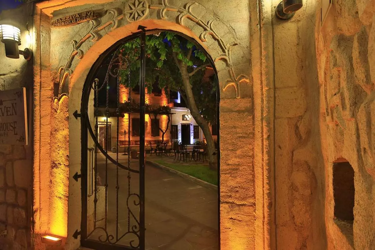 HEAVEN_SHABAVIZPARVAZ (9).jpg